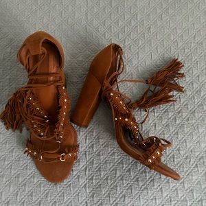 Beautiful shoes barely worn